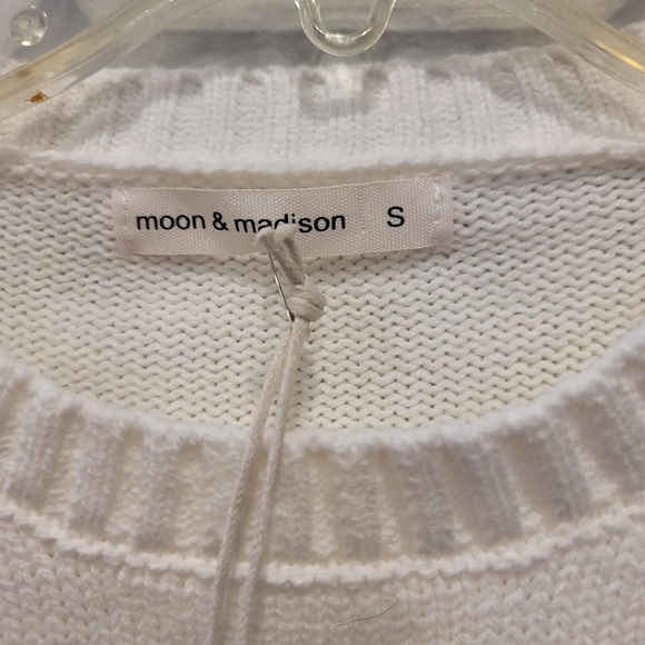 NWT moon & madison Crew Neck Crop Top Sweater - S - Picture 4 of 7